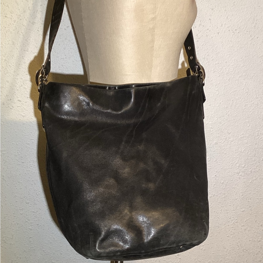 Coach vintage black leather large shoulder bag - Picture 4 of 12